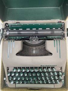 Smith Corona Typewriter in Case
