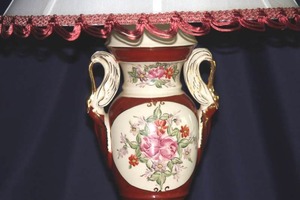 Trophy Style Vase Lamp