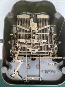 Oliver Typewriter