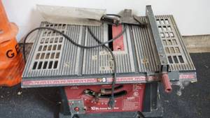 10 Deluxe Black & Decker Table Saw