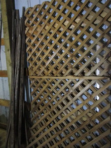 Wooden Lattice & Stakes