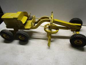 Vintage Model Toys Road Grader