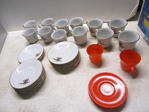 Cups & Saucers