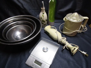 SS Bowls, Juicer, Stick Mixer