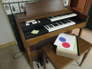 Lowry Organ