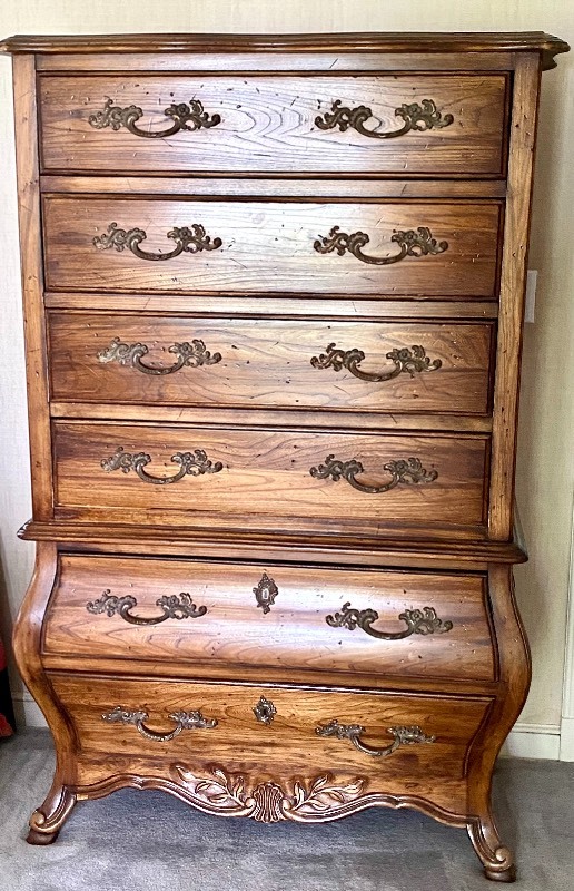 Amazing Estate Auction Along the Banks of the Mississippi KBID