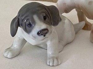 lot 35 image: Two Bing & Grndahl Porcelain Dog Figurines
