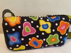 lot 128 image: Fun Floral Bright Colored Needlepoint Handbag Elizabeth Turner Collection