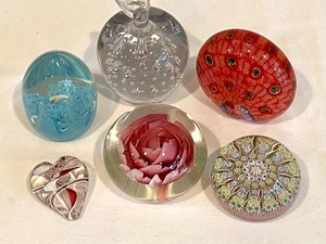 lot 117 image: Variety of Six Paper Weights