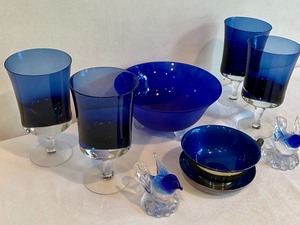 lot 105 image: Cobalt Blue Items including  Pair Of Murano ICET Bird Figurines