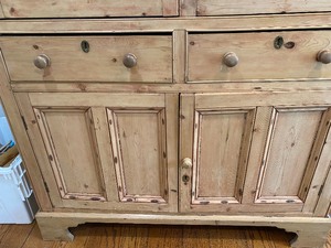 lot 85 image: Beautiful Storage Cabinet Armoire
