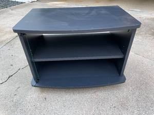 lot 206 image: Rolling TV Stand With Glass Door