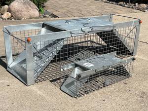lot 218 image: 2 Havahart Live Traps