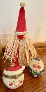 lot 183 image: Holiday Fun