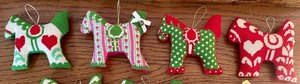 lot 193 image: 7 Needlepoint Ornaments Dala Horse Figurines
