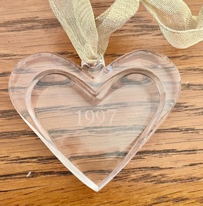 lot 482 image: 1997 Orrefors Ornament