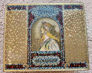 lot 544 image: Sewing Box with Notions
