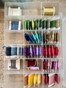 lot 539 image: Neat Needlepoint Thread