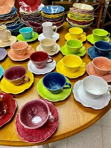 lot 531 image: Vintage Lovely Lotus  by Poppytrail Dishware