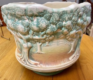 lot 535 image: Vintage Planter