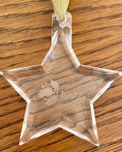 lot 491 image: 1992 Orrefors Ornament
