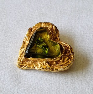 lot 283 image: Christian Lacroix Resin Heart Brooch