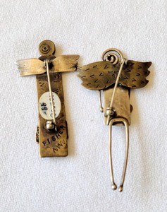 lot 295 image: More Artist Designed Brooches