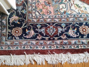 lot 310 image: Capel Area Rug