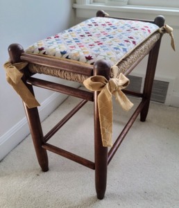 lot 317 image: Vintage Woven Stool and Needlepoint Top Pad