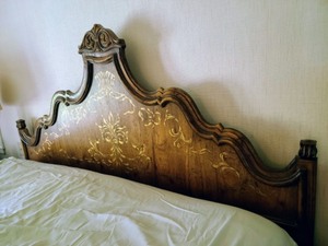 lot 354 image: Ornate Painted King HeadboardFrame