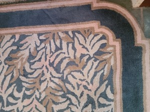 lot 560 image: Decorative Area Rug