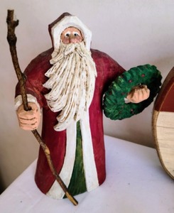 lot 564 image: More Carved Wood Santas