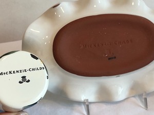 lot 59 image: MacKenzie Childs Cream and Sugar and Small Decorative Plate