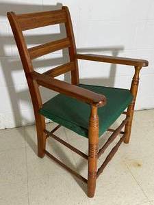 lot 412 image: Vintage Wooden Padded Chair