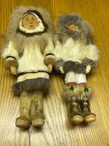 lot 428 image: 2 Vintage Alaskan Wainwright Dolls
