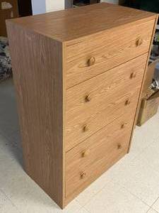 lot 436 image: 5 Drawer  Dresser