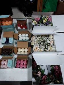 lot 5 image: Party Lite Votives, Tea Lights & Candle Rings