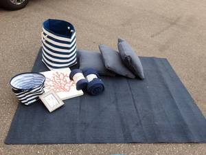 lot 25 image: 5x7 Blue Area Rug, 3-Pillows, 2-Hampers, New Blankets & Wall Decor