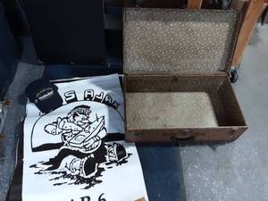 lot 29 image: Vintage Metal Trim Trunk 27x9x16 & Contents (Navy Cap & Posters