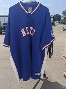 lot 420 image: Nets Blue NBA Cover Up