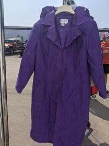 lot 425 image: GMI Womens 3 piece Duster Skirt Set w Coat, Tank, & Skirt - Bright Purple , Size 20W