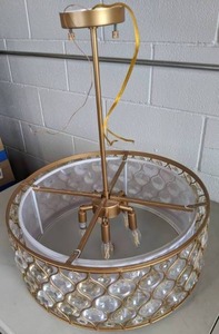 lot 106 image: Beautiful Crystal Circles - Circular Chandelier