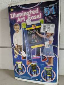 lot 109 image: Amav - Illuminating 5 in 1 Art Easel