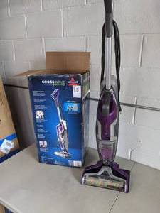 lot 110 image: Bissell Crosswave Pet Pro All in One Wet Dry Vacuum Cleaner and Mop for Hard Floors and Area Rugs