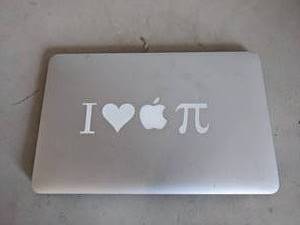 lot 193 image: MacBook Air 11