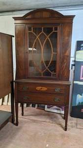 lot 405 image: Stunning Vintage Wood Cabinet
