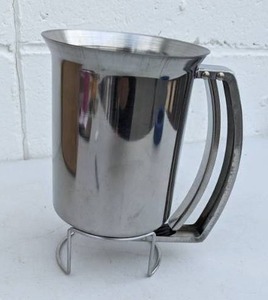 lot 20 image: Stainless Steel Pancake Batter Dispenser