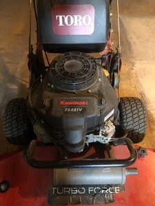 lot 3 image: Toro commerical walk behind mower