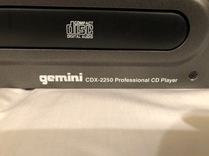 lot 9 image: Gemini CDX-2250 Professional CD playerMP3