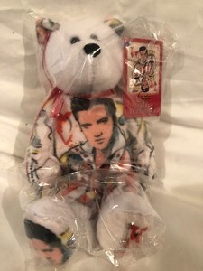 lot 74 image: Elvis King of Hearts Bear
